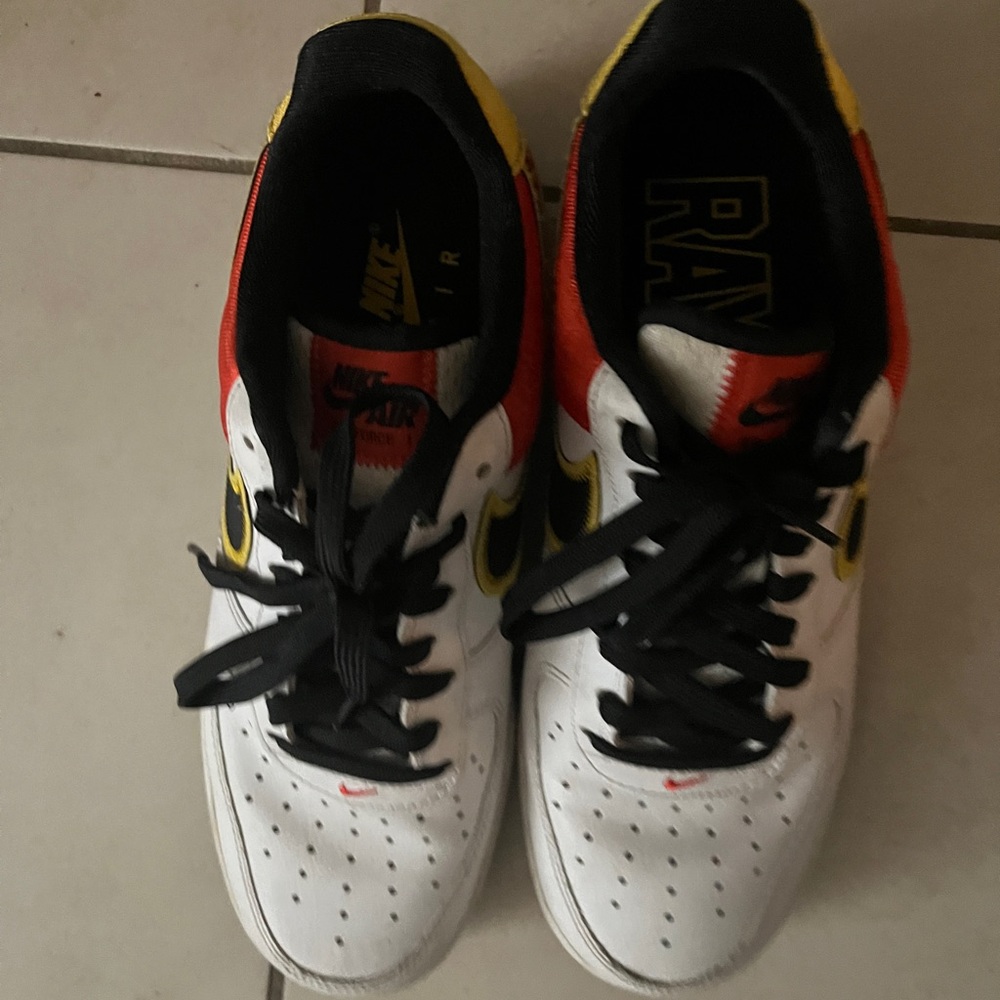 Nike Air Force 1 - Picture 2 of 3